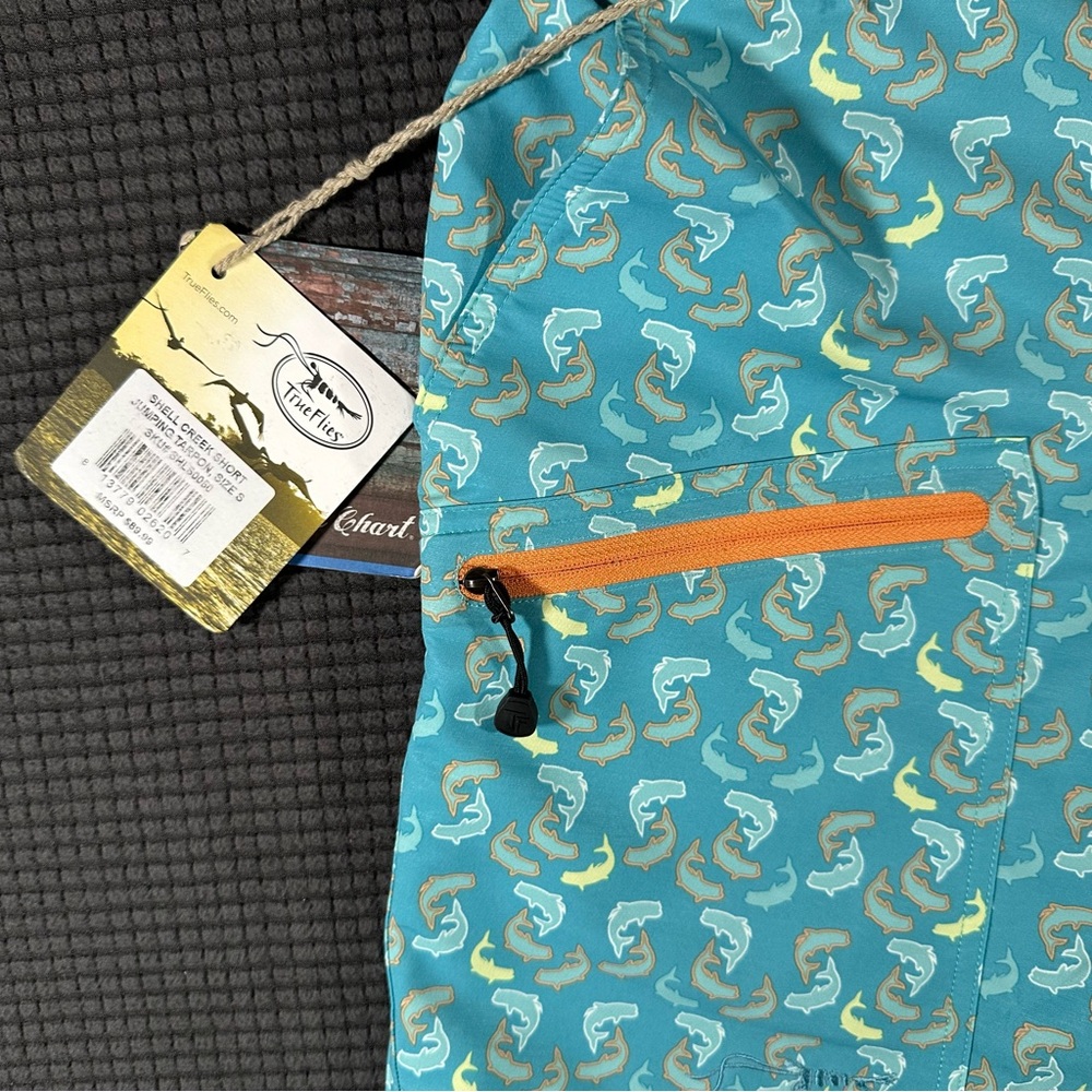 TrueFlies Men’s Fishing Shorts Small Blue Tarpon Print 9” Inseam NWT - Picture 3 of 5